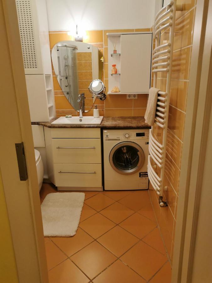 Corvin City Center Kisfaludy Apartman Leilighet Budapest Eksteriør bilde